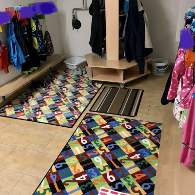 Garderobe im Keller